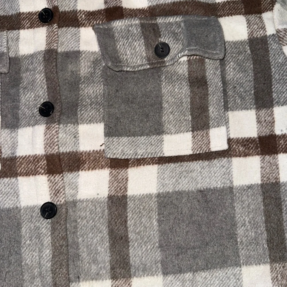 Plaid flannel jacket - Picture 2 of 4